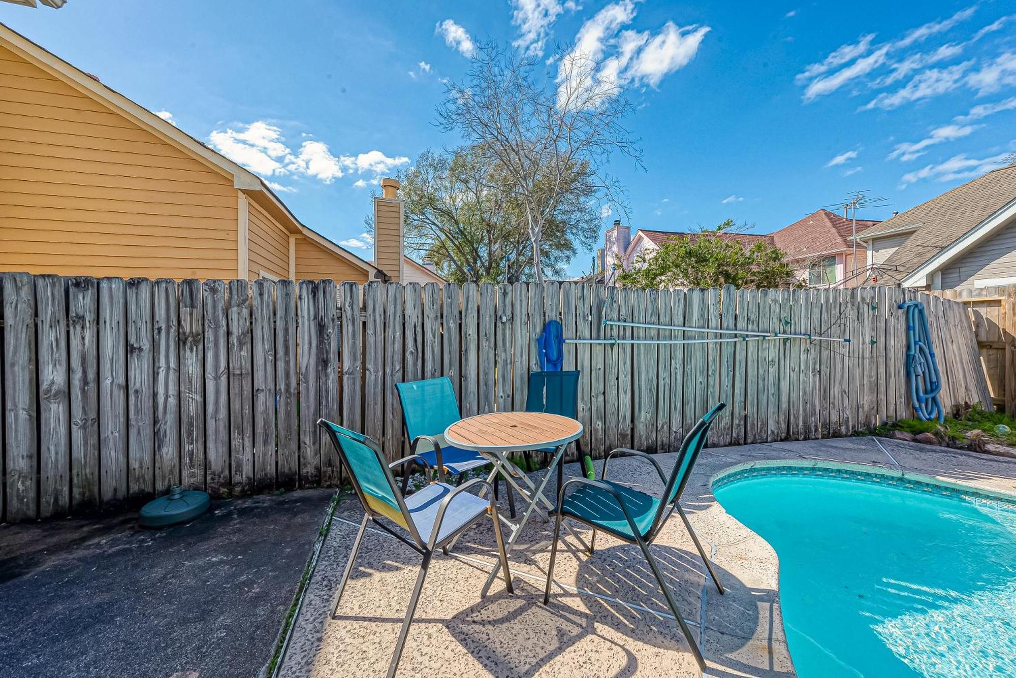 Beat The Heat In Katy Tx - Arcade Room & Pool 休斯敦 外观 照片